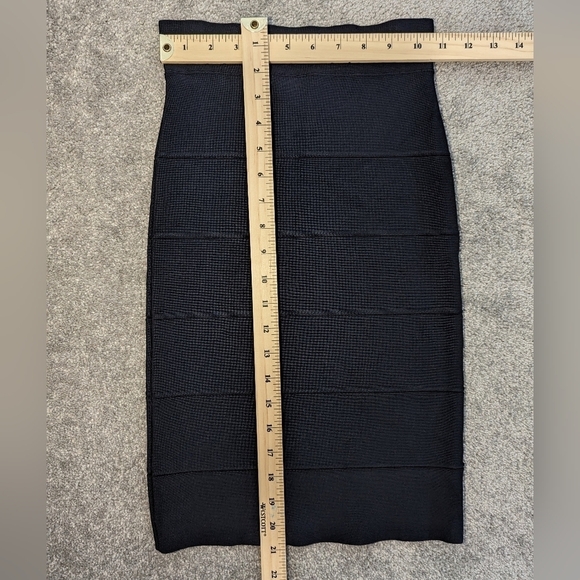 Bcbgmaxazria black bandage pencil skirt bodycon size XS - Picture 2 of 7
